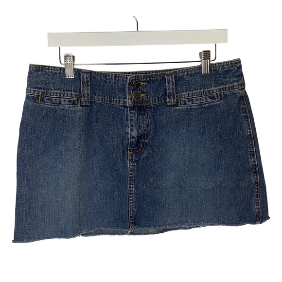 SO Jeans Co Dresses & Skirts - SO Jeans Co Denim Mini Skirt Blue Frayed Raw Hem‎ Size 15